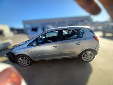 RICAMBI AUTO OPEL CORSA D 1.3 CDTI...