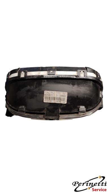 QUADRO STRUMENTI KMH  FIAT  PUNTO 2...