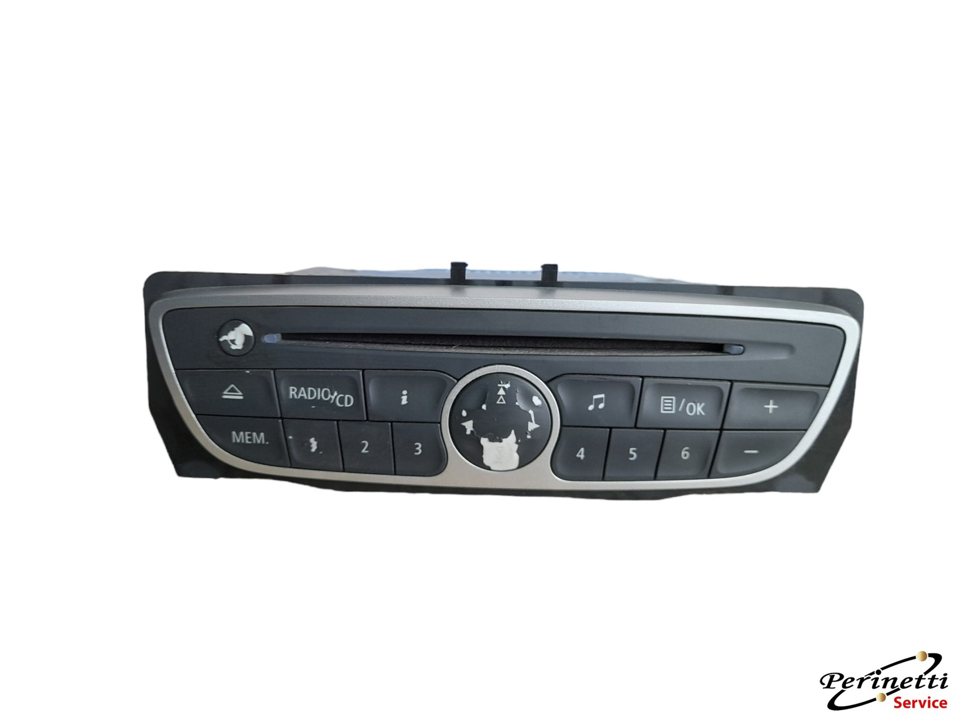 Car radio replacement - Renault Megane III - Sostituzione autoradio Renault  Megane III 