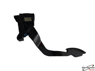 PEDALE ACCELERATORE FIAT STILO 46779078