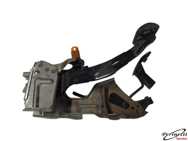 PEDALIERA FRENO E ACCELERATORE NISSAN...