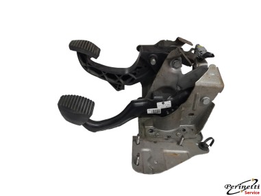 PEDALIERA FRENO E FRIZIONE PEUGEOT...