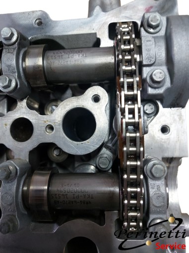 TESTATA MOTORE  DESTRA  JAGUAR S-TYPE...