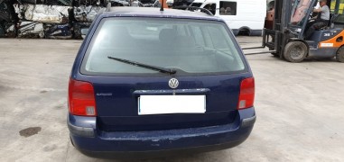 RICAMBI AUTO VOLKSWAGEN PASSAT 1.9...