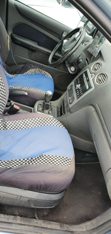 RICAMBI AUTO FORD FOCUS STATION WAGON...
