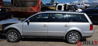 RICAMBI AUTO VOLKSWAGEN PASSAT...