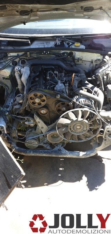 RICAMBI AUTO VOLKSWAGEN PASSAT...