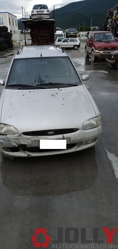RICAMBI AUTO FORD ESCORT STATION...