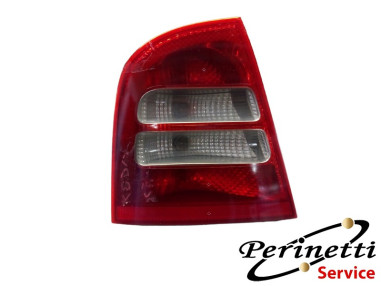 GRUPPO OTTICO FANALE POSTERIORE...