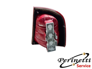 GRUPPO OTTICO FANALE POSTERIORE...