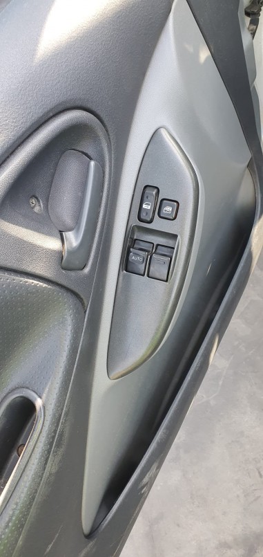 RICAMBI AUTO TOYOTA YARIS 1.0 BZ 99-05
