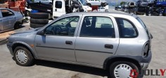 RICAMBI AUTO OPEL CORSA B...