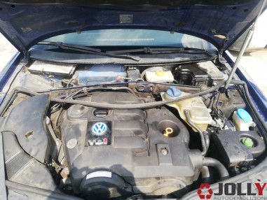 RICAMBI AUTO VOLKSWAGEN PASSAT 1.9...