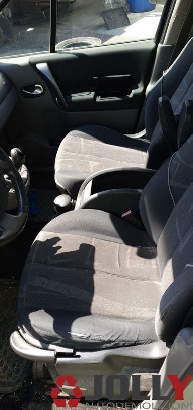 RICAMBI AUTO RENAULT SCENIC  1.9 DCI...