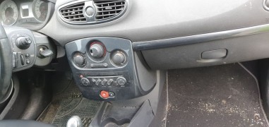 RICAMBI AUTO RENAULT CLIO 1.2 BZ 05-09