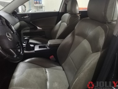 RICAMBI AUTO LEXUS IS 220D 05-08