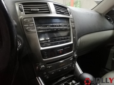 RICAMBI AUTO LEXUS IS 220D 05-08