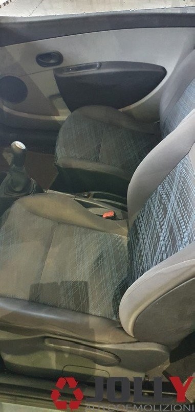 RICAMBI AUTO RENAULT CLIO 1.2 BZ 05-09