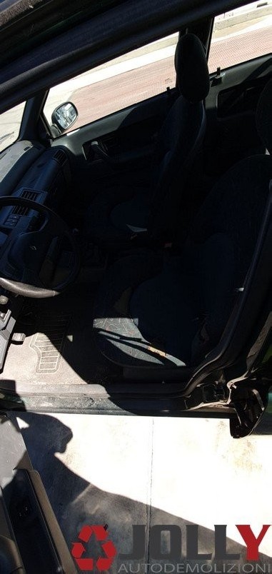 RICAMBI AUTO RENAULT CLIO 1.2 BZ 94-98