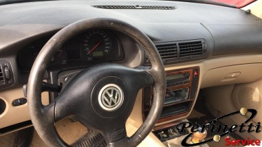 RICAMBI AUTO VOLKSWAGEN PASSAT 1.9...
