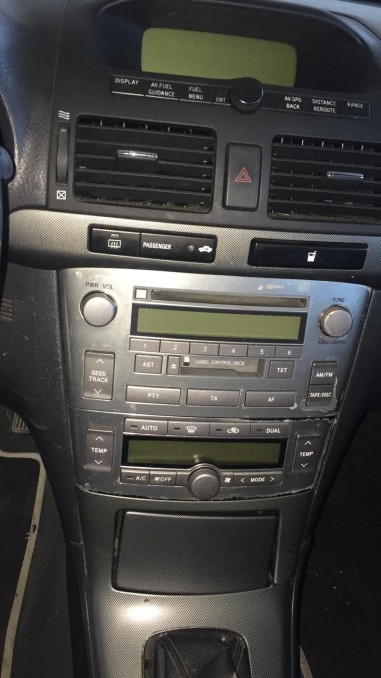RICAMBI TOYOTA AVENSIS STATION WAGON...