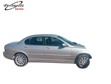 RICAMBI AUTO JAGUAR X TYPE 2.5 BZ V6...