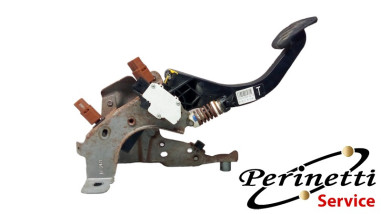 PEDALE FRIZIONE  NISSAN QASHQAI J11...