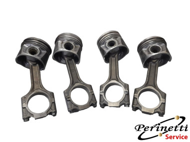 4 PISTONI E BIELLE FIAT BRAVO 1.6 JTD...