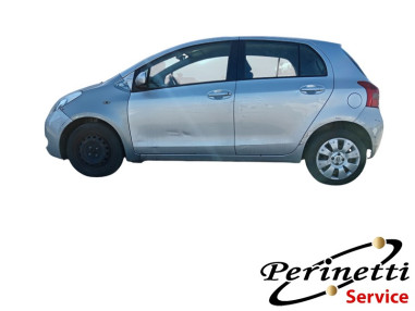 RICAMBI AUTO TOYOTA YARIS II 1.3 BZ...