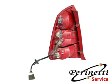 GRUPPO OTTICO FANALE POSTERIORE...