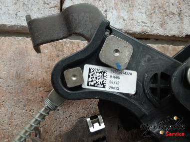 LEVA FRENO DI STAZIONAMENTO FIAT 500L...