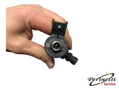 4 INIETTORI BOSCH RENAULT NISSAN...