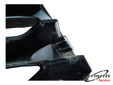 GRIGLIA PARAURTI ANTERIORE DR 6.0...