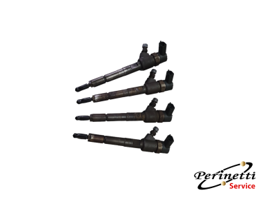 4 INIETTORI CARBURANTE OPEL CORSA D/...