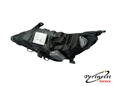 PROIETTTORE ANTERIORE DESTRO LED...