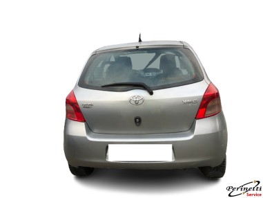 RICAMBI AUTO TOYOTA YARIS 1.4 D4D  06...