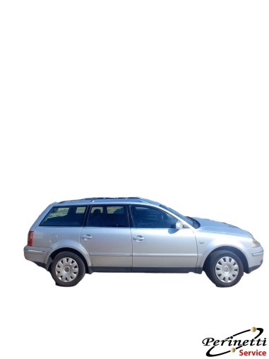 RICAMBI AUTO VOLKSWAGEN PASSAT...